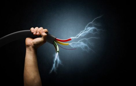 Elektrik İnsanı Nasıl Çarpıyor?