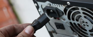 Patlamış Güç Kaynağını Nasıl Değiştirebilirim?