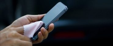 Dokunmatik Telefon Ekranı Nasıl Temizlenir?